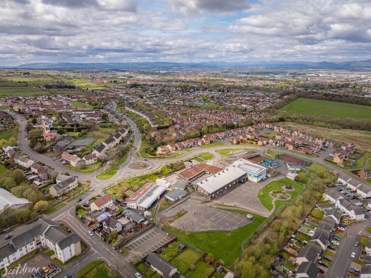 A view from the village of Maddiston in the Falkirk district looking north west 😊 #maddiston #falkirk #visitfalkirk