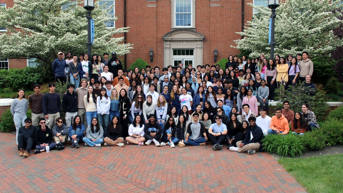 Join us for #DesignDay24 on Wednesday to see the hard work of our outstanding #HopkinsBME design students. Design teams work together to develop novel solutions to major medical challenges here at Johns Hopkins and in healthcare settings around the world.