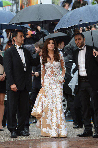 اطلالات النجمات اللبنانيات في مهرجان Cannes على مر السنين 😍
#اليسا #هيفاء_وهبي #نجوى_كرم #مايا_دياب