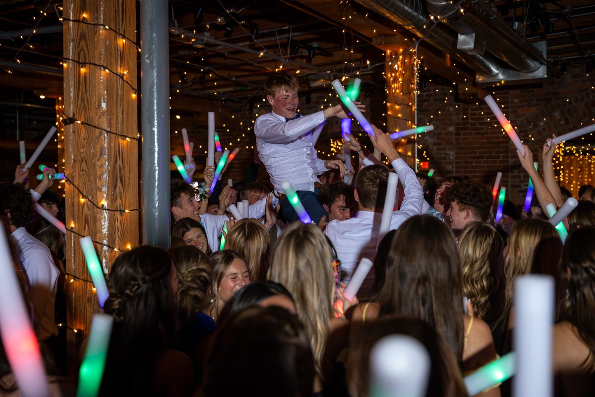 GCHSTheMax's tweet photo. Prom 2024 https://t.co/pJmqgFHRyA