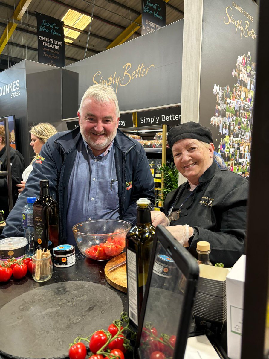 We had a great day yesterday at @IdealHomeDublin with @SimplyBetterDS chatting all things tomatoes with @nevenmaguire @ChefBrianMcD