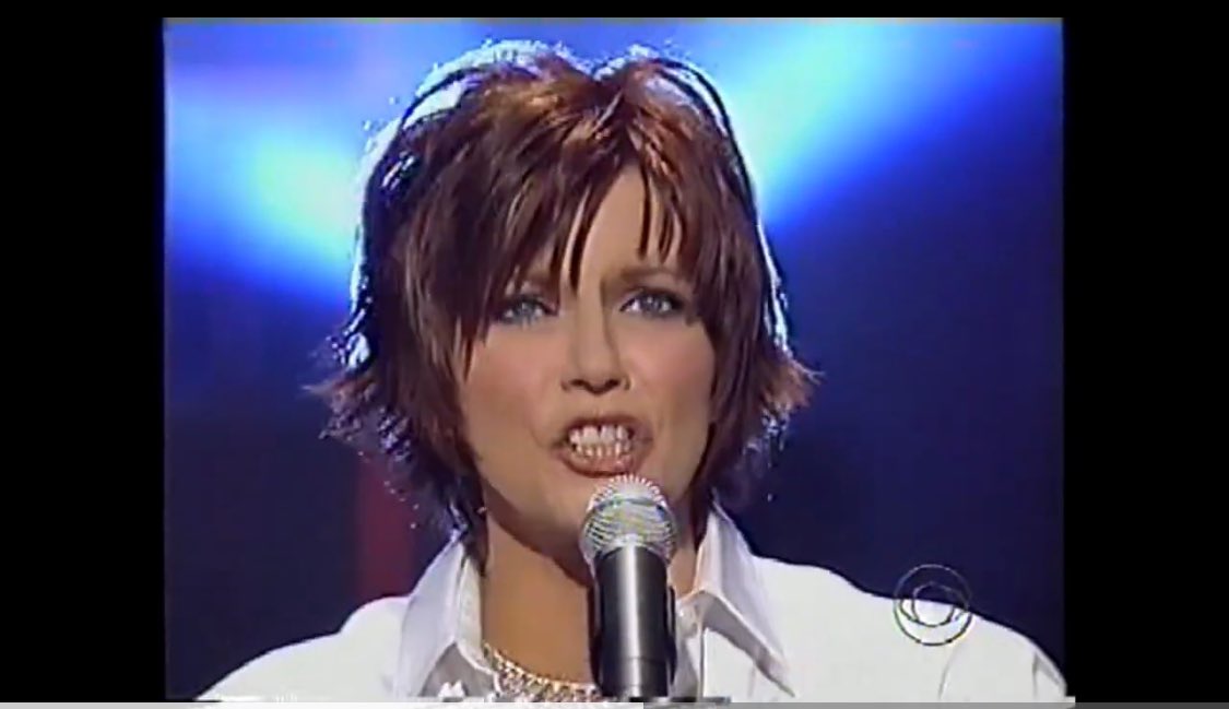 @martinamcbride Was just watching this the other day, you’ve always had such strong vocals..