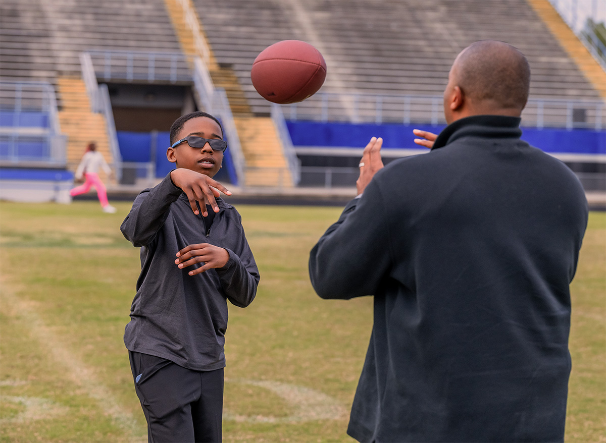 While the NFL draft is behind us, Big Brothers Big Sisters is still drafting the next generation of mentors nationwide! Become a big or enroll a little! Learn more: bit.ly/3xVnVu5