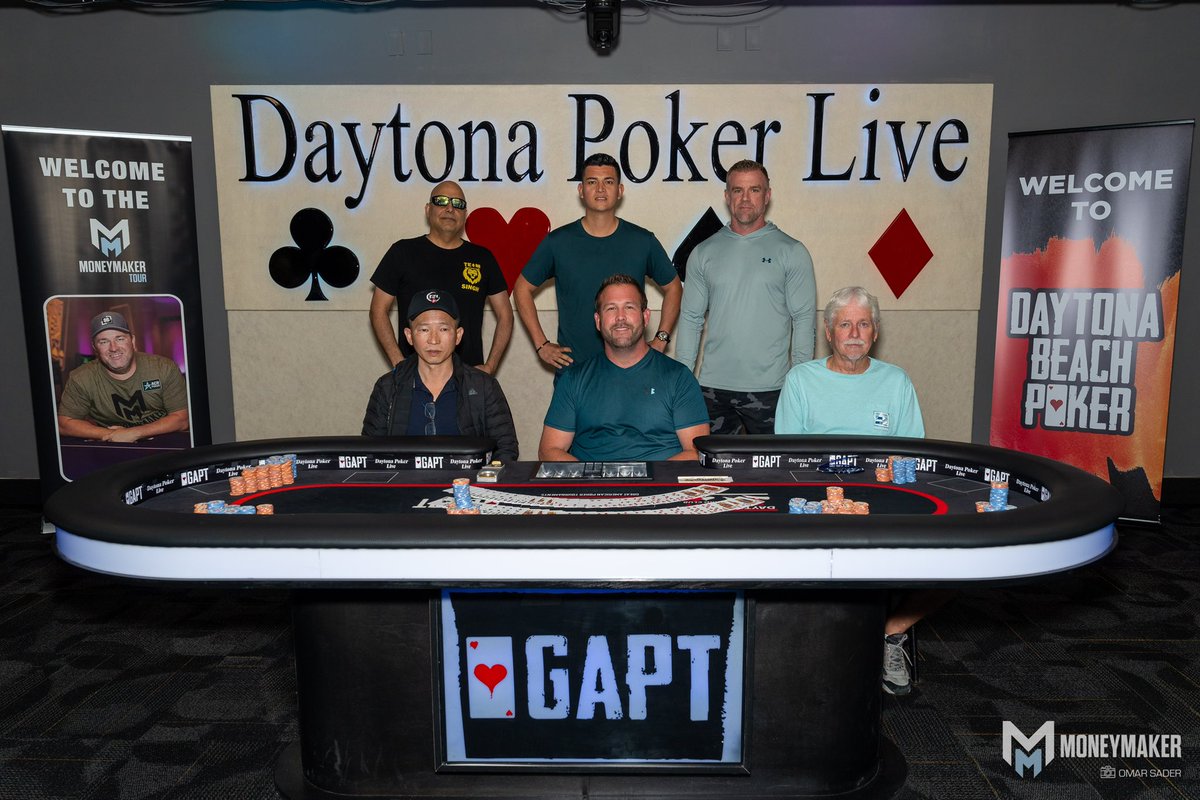 The @daytona_poker Final Table is now being live-streamed on a 15 minute delay. Check out the action here: youtube.com/live/s39jjEiZI… Spoiler Alert…Early Fireworks 🎆