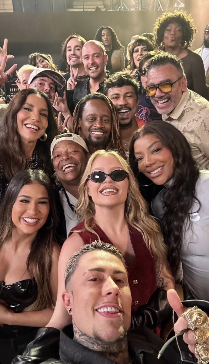 Ivete Sangalo com Ludmilla, MC Daniel, Simone Mendes, Luísa Sonza e outras estrelas da música brasileira durante gravação para o Rock in Rio.