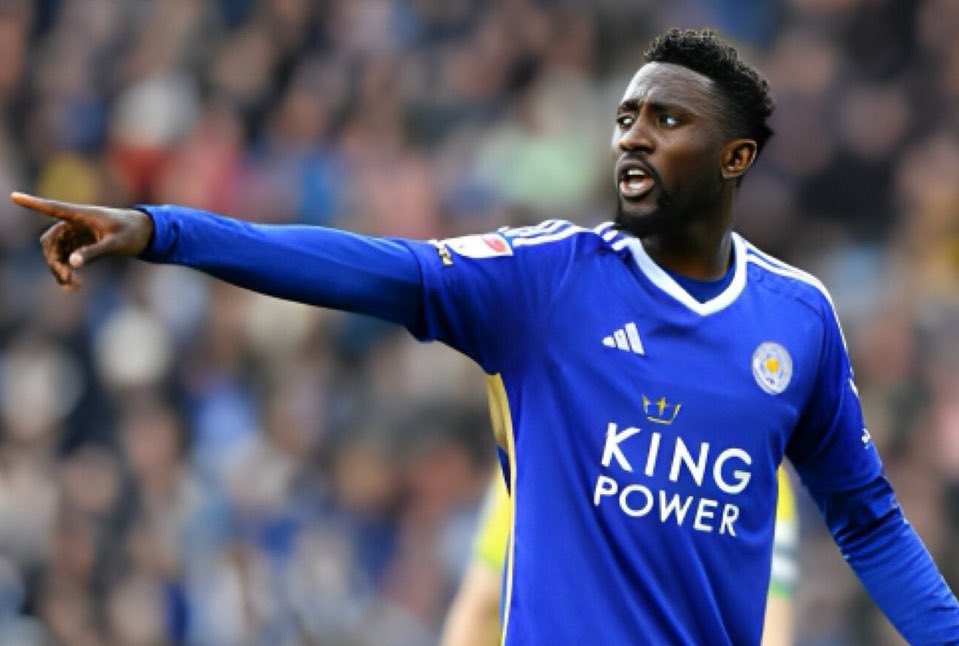 🚨Everton have made a proposal to Midfielder, Wilfred Ndidi. The Nigerian is a free agent this Summer and has several clubs already working on deal to sign him. Ndidi is yet to make a decision (Source - @sachatavolieri )