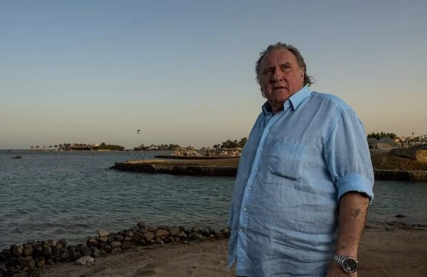 [ACTUALIZACIÓN] Depardieu, detenido hoy durante ocho horas por dos acusaciones de agresión sexual, será juzgado en octubre naiz.eus/es/info/notici…