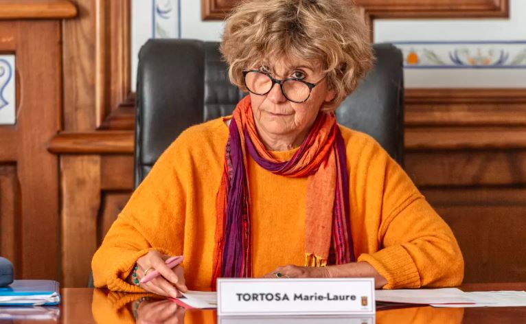 Marie-Laure Tortosa élue maire de #Salernes après la #démission de Cédric #Dubois
#Election #Politique #Dracenie #RegionSud #Var 
varmatin.com/a/918412