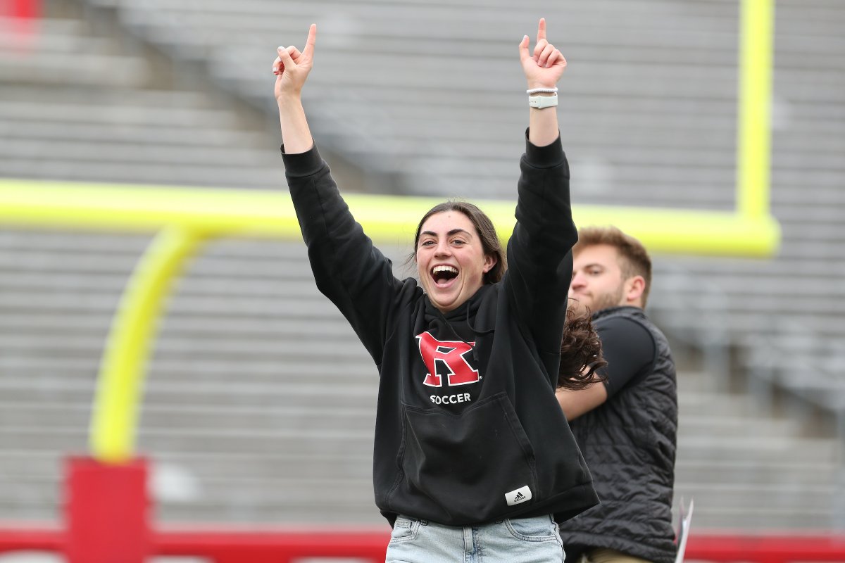 Elliot Forney calls her shot. You can't have her, @RFootball. She's ours. #ForeverRutgers🏈#GoRU!