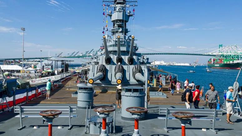 Did you know that there is a USS Iowa Museum in LA?. smpl.is/91oig Discovering the Majesty of the Battleship USS Iowa Museum: A Must-See in LA, Read More: smpl.is/91oih

#labest #southerncalifornia #discoverLA #ussiowa #museum #historybuffs #explorelosangeles