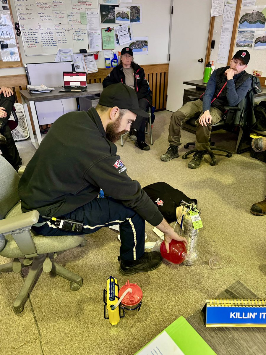 It’s was a FULL house for our advanced airway training session! The guys and gals on #teamBCML really do get the best training! #medicaltraining #medical #preparedness #lifesavingskills