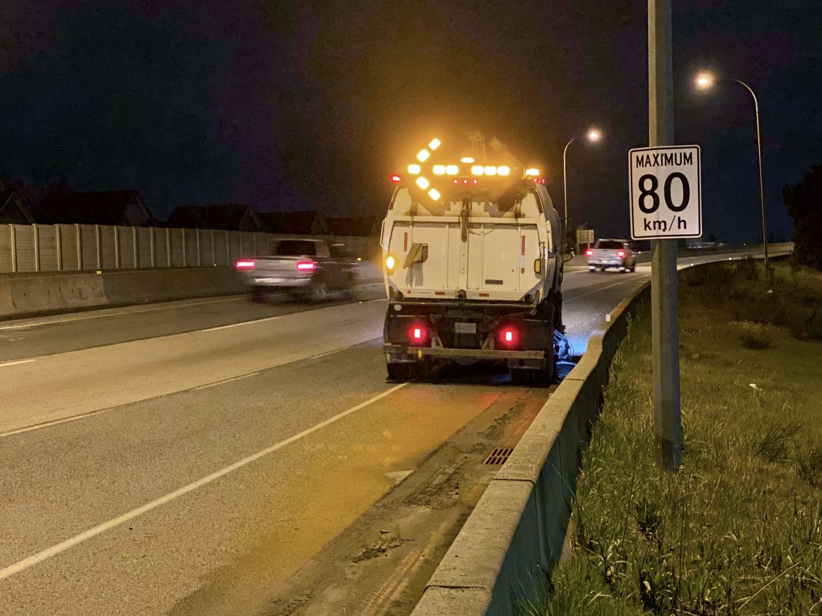 Spring sweeping continues in the #LowerMainland🧹 Tonight watch for sweeping equipment on: #BCHwy91 Annacis Channel Bridge #BCHwy99 #MasseyTunnel counterflow #AlexFraserBridge #BCHwy91 #Queensborough Bridge Slow down and obey signage. #SlowDownMoveOver @TranBC_LMD