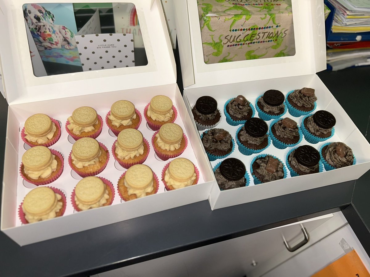 Just what was needed to beat the Monday blues ,courtesy of Karen one of our SHCSWs in ward 104 <a href="/NHSGrampian/">NHS Grampian</a> 😋🧁
