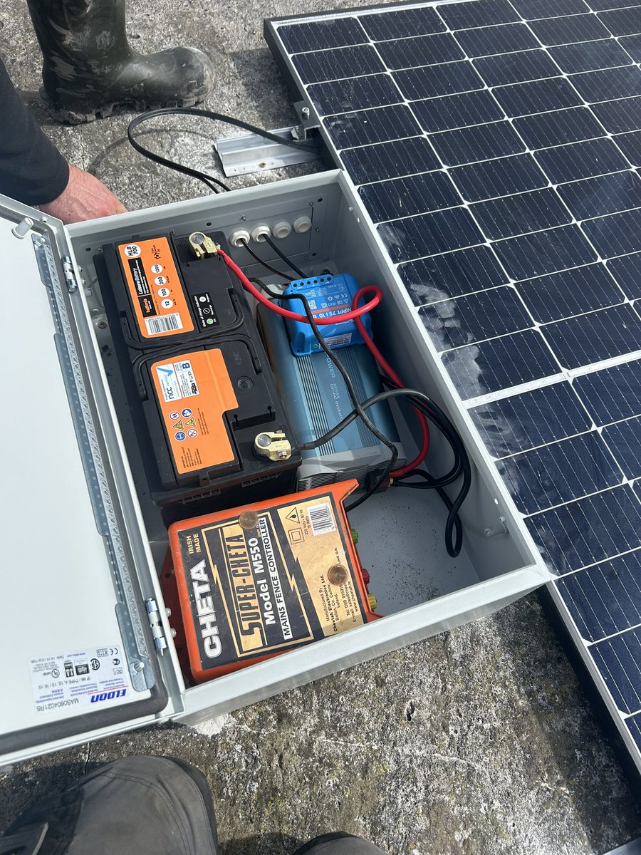 hanloniall's tweet photo. Up to 100ac fencer mounted on a raised slab on a 20ac out farm for a customer today. Worked out a nice job. https://t.co/nrkDUVxf8i