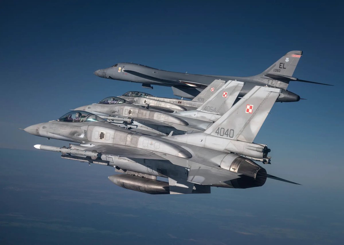 ⚡️ Air Force: Poland capable of protecting skies over western Ukraine but political will needed. Poland is technically capable of protecting the skies over Ukraine's western regions with its air defenses, but this requires 'political will,' Air Force spokesperson Illia Yevlash…