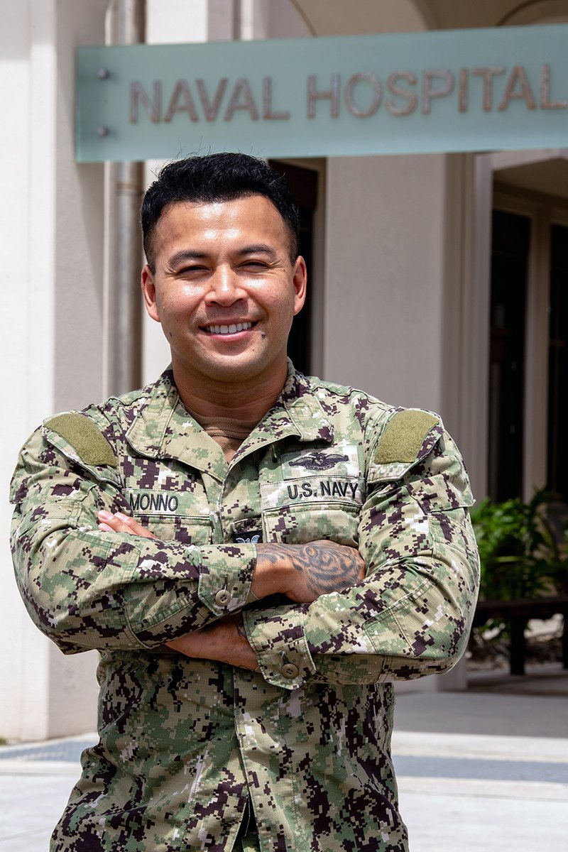 #SanDiego native serves #USNavy as part of the #NMRTC in #Guam
HM1 Wickbol Monno
2006 Herbert Hoover HS
“I joined the Navy to grow as a man and better myself for the future.'
navyoutreach.blogspot.com/2024/04/san-di…
#ForgedByTheSea #AmericasNavy @NETC_HQ @usnavalhospitalguam #NMRTCGuam @USNavy