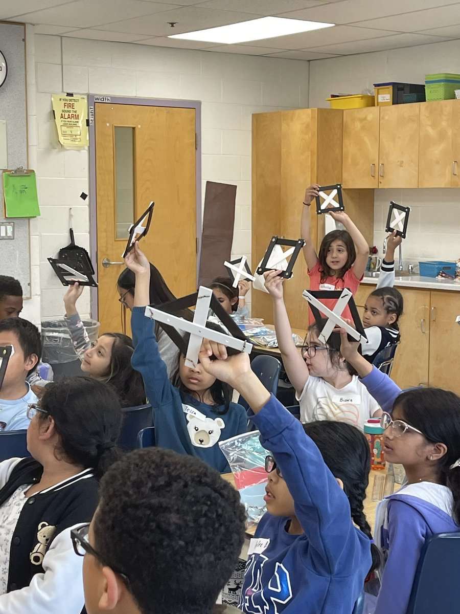 Rajusclass's tweet photo. How do structural engineers show off? They “strut their stuff”! Together with Mrs. Blanas’s Grade 3’s we had “loads” of fun and did so much good learning today with our Scientist in School! @StMariaGorett https://t.co/dS8ryjdEeS
