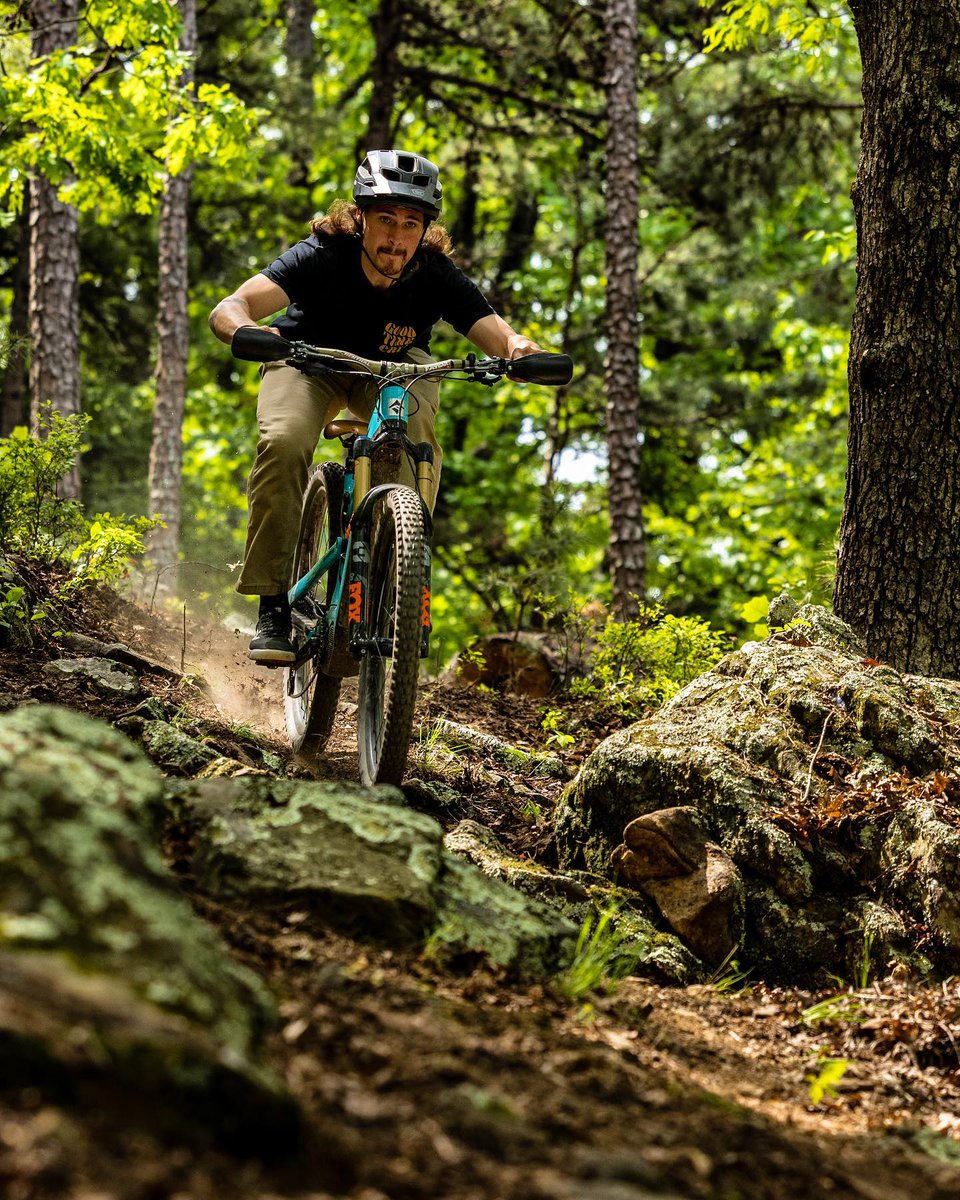 The kickoff of the 2024 Big Mountain Enduro series at Mount Nebo State Park is this Saturday! Will we see you there? #ARStateParks 📸: Ben W. & Carson F. on IG arkansasstateparks.com/trails/monumen…
