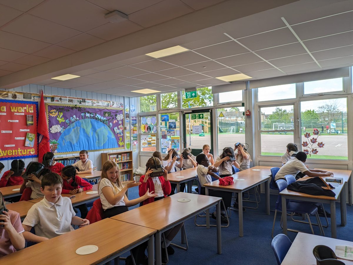 Year 5 enjoyed the launch of their new topic ‘Heal the World’! They explored the effects of climate change through virtual reality. 🌎🌲🗺️ #weareLeeChapel #healtheworld #climatechange #virtualrealityexperience