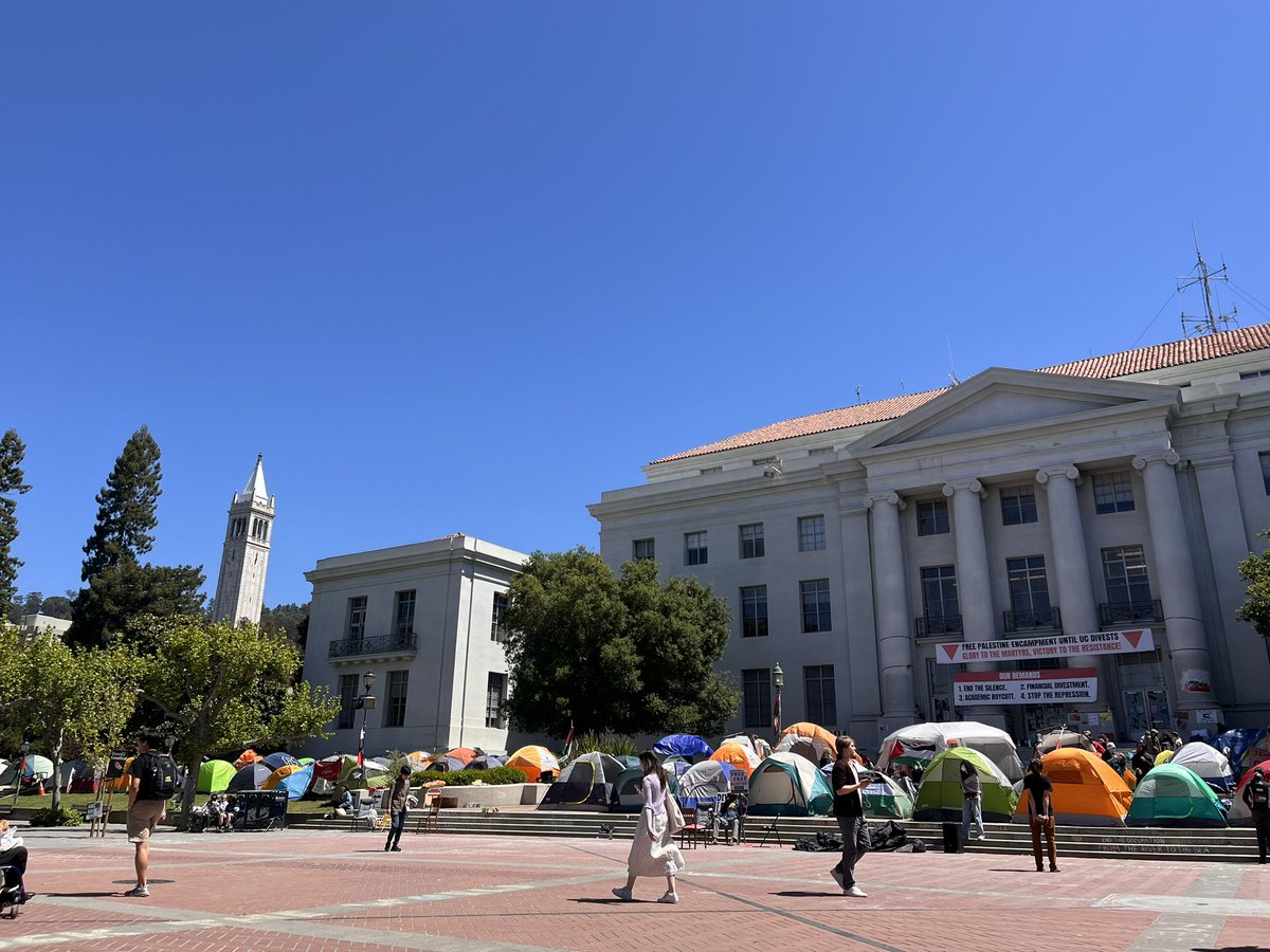 Encampment going strong at UC Berkeley!