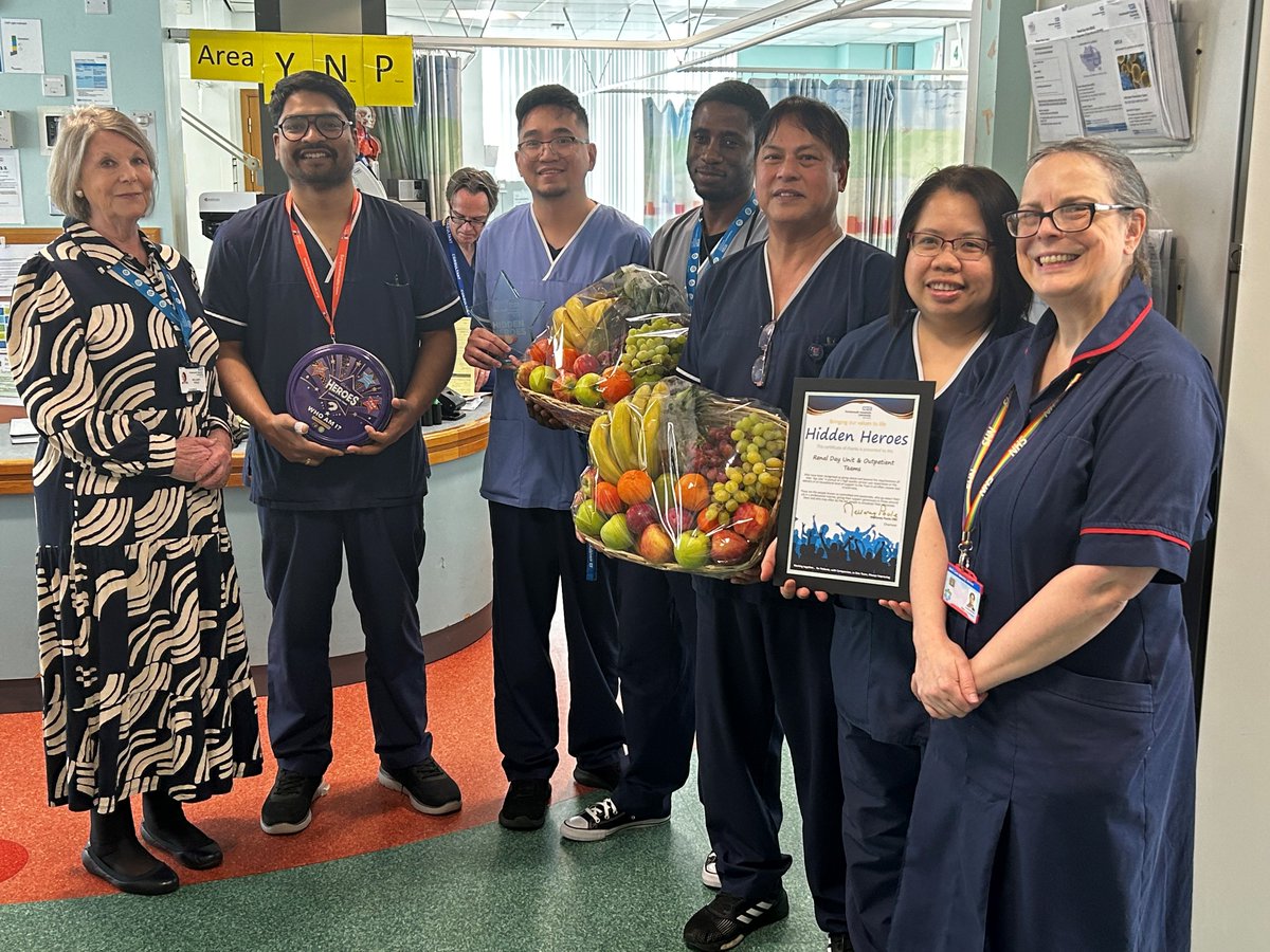 Congratulations to the Renal Day Unit (RDU) and Outpatient Department (ROPD) Teams for being awarded April's Hidden Heroes Award 🎉 Our Trust Chair, Melloney Poole, was delighted to present the award. #ProudToBePHU