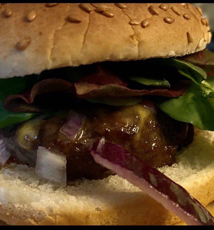 Homemade burgers for dinner tonight 🍔🍔😋