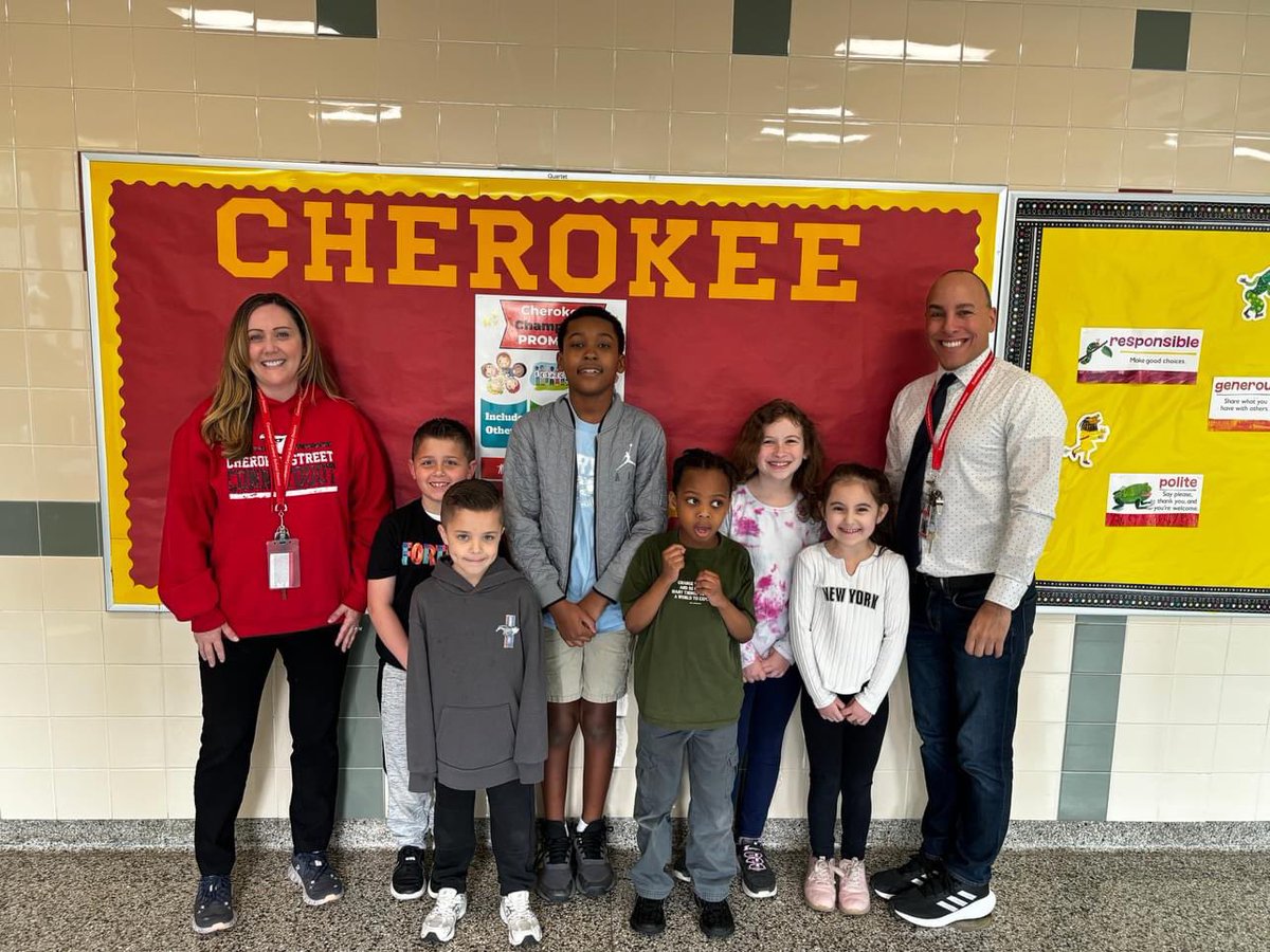Cherokee Street School tweet media