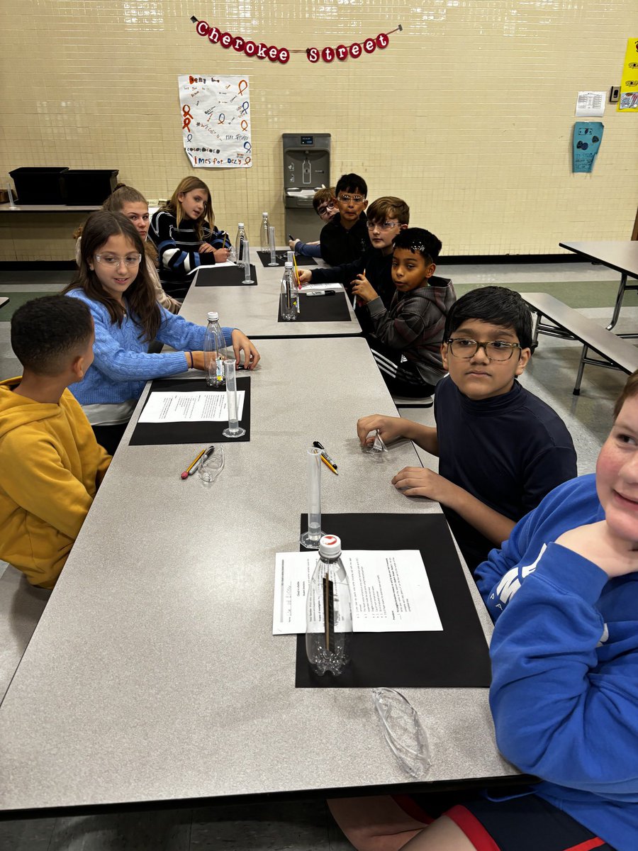 Cherokee Street School tweet media