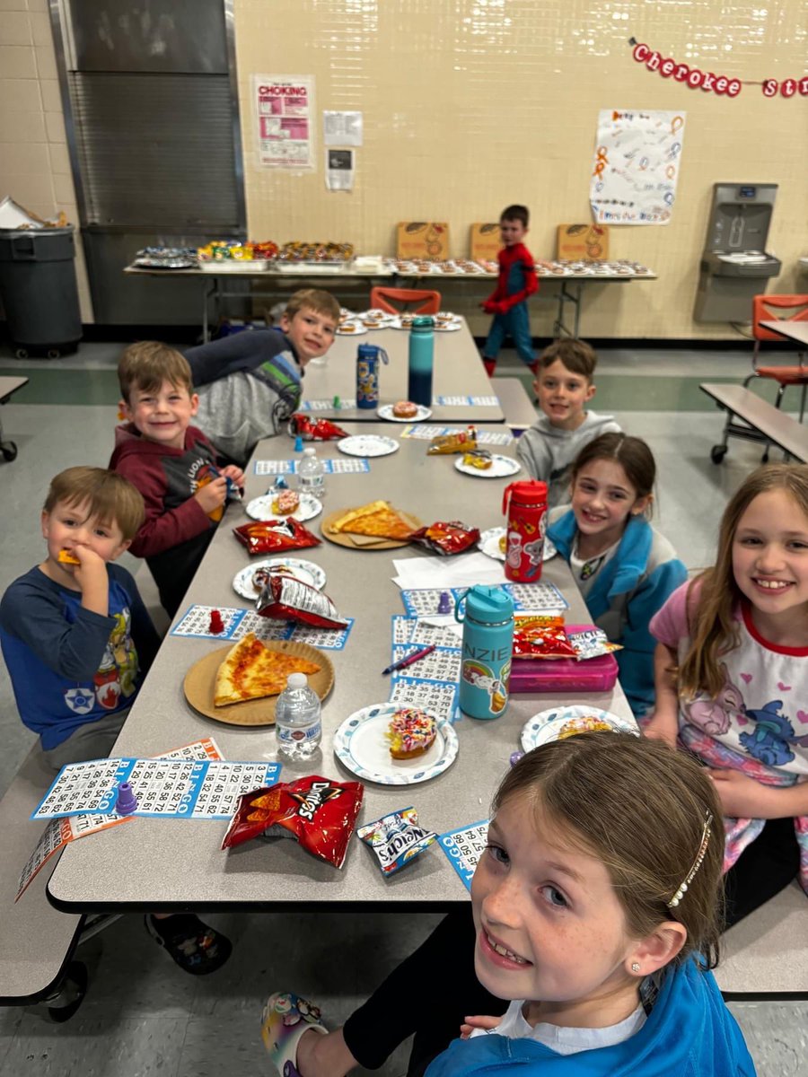 Cherokee Street School tweet media