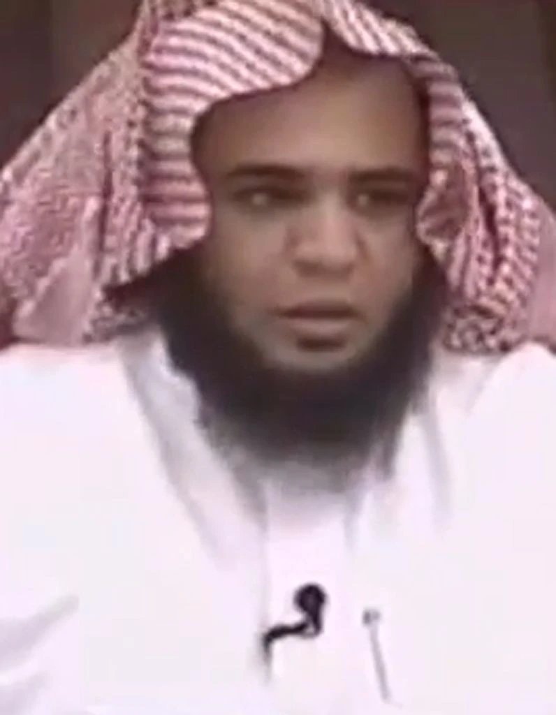 Arabie Saoudite: Fayhan al-Ghamdi a torturé, violé et brûlé Lama, sa fille de cinq ans… Et pourtant, ce célèbre prédicateur musulman de la télévision saoudienne, a été libéré de prison. L’homme avait fait subir pendant des semaines de nombreux sévices à sa fille...Malgré…