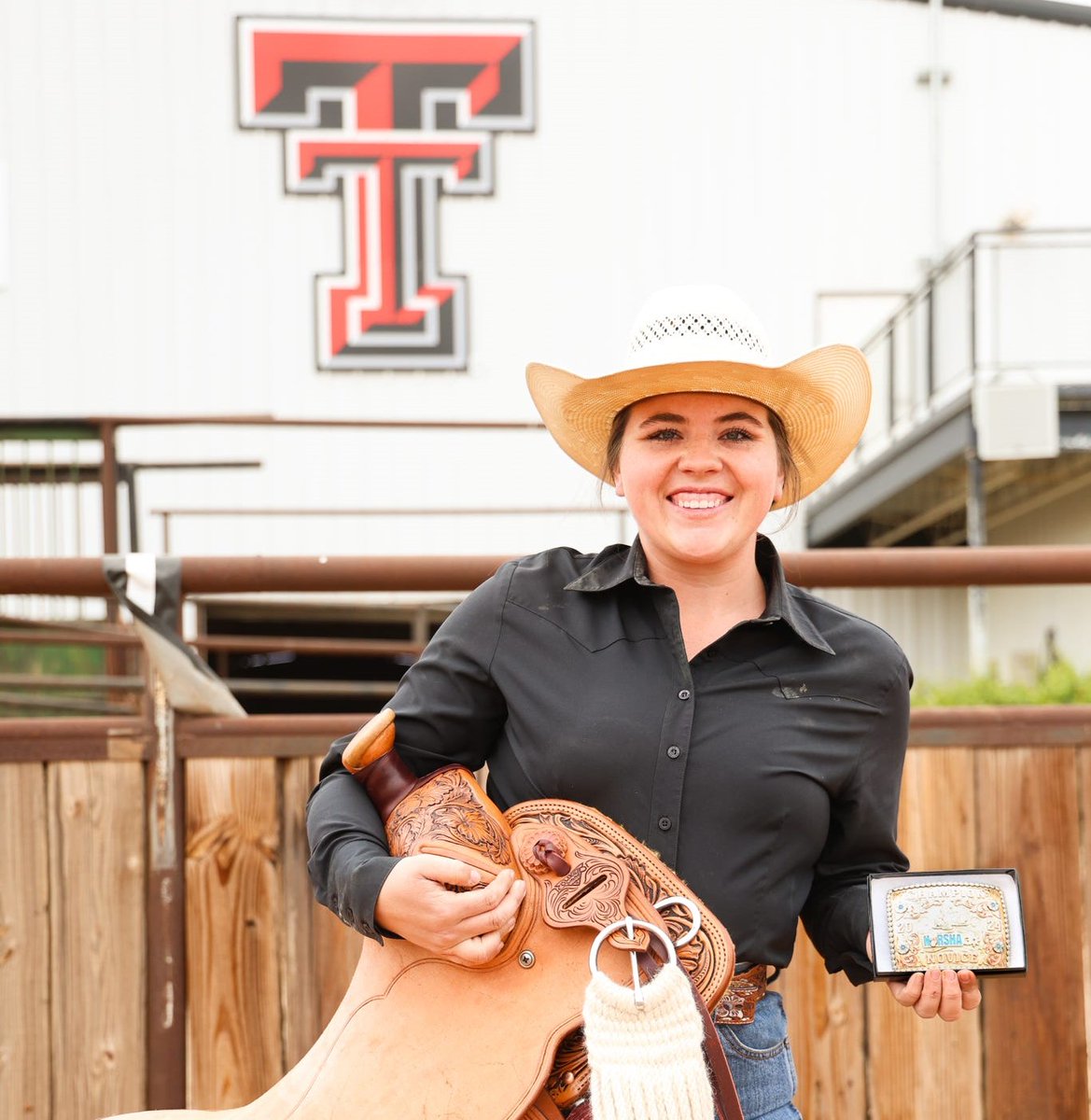 Congrats to #RawlsCollege student Kenedie Southard for being named the 2024 NIRSHA Novice Champion and earning the Kris Wilson Top Hand Award at the National Intercollegiate Ranch and Stock Horse Association national championships earlier this month!