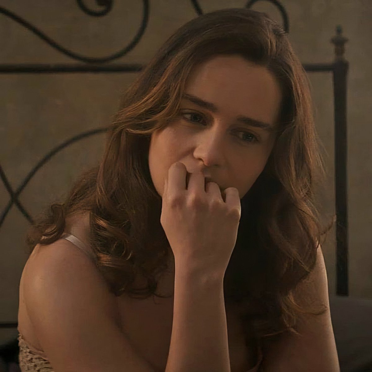 Guilty thoughts ...
#EmiliaClarke in 'The Voice From The Stone' - 2017