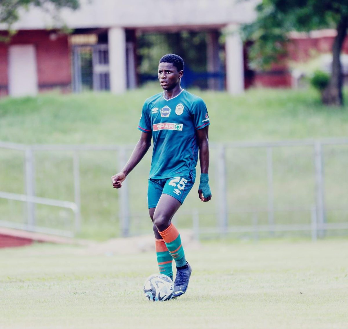 Six goal thriller! Wandile Dube scored for @AmaZuluFootball against Polokwane City in the #DStvDiskiChallenge! Usuthu came from behind on two occasions to secure the 3-3 draw 🙌

#WandileDube #AmazuluFC #Indlulamithi #UsuthuTogether #ProsportInternational #ChampionsGoBeyond