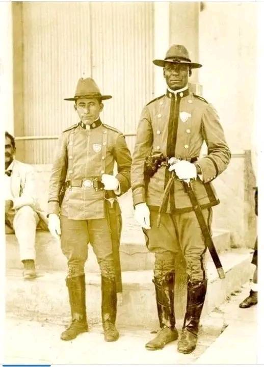 #EstampasDeMiCuba - Policías en La Habana, 1913.