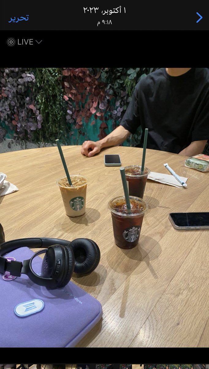 قبل سنه مو قلت لكم كنت في اجتماع مع شخص كوري يعرف تشانغووك بس ماقلت لكم اسمه؟ عمومًا هذا هو الشخص وكانت معه هالحلوه جايه تزوره وتوصيني عليه تقول اهتموا فيه عندكم

حرفيًا كانت تتردد على الرياض عشانه وشكيت انهم يتواعدون لانهم رفضوا ان صديقتي بيان تنشر صوره له مع الممثلة بحسابها