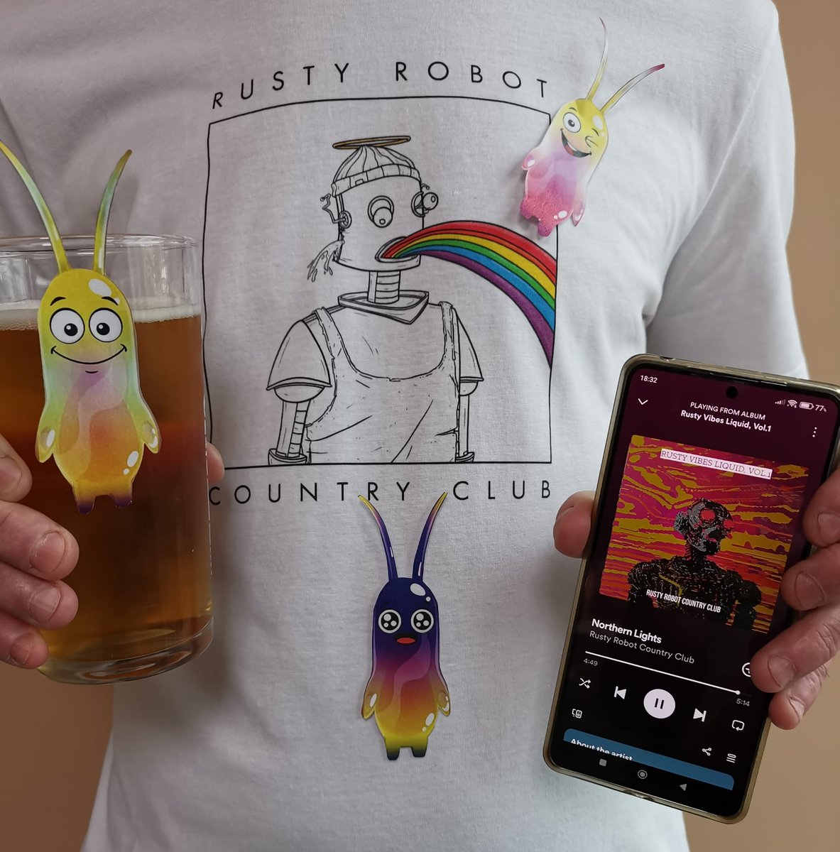 Me and my #LUMI frens, chilling out with a 🍺 and some #RRCC vibes on #SpotifyPremium from my favourite #ShimmerEVM project @RustyRobotCC. Also checkout the Limited Edition OG Tee 😍
@MagicSeaDEX #IOTA