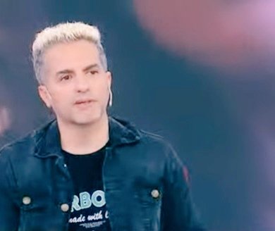TVYMSEspectcul1's tweet photo. #ahora 💥💥#cuentas #viejas?
" #DeBrito sigue hundiendo el #streaming en su primer programa"
Críticas a #angeldebrito #elejercitodelam (X extensión a #betocasella?),
de #colegas (?) compartidas por #NachoRodriguez más las de éste "no te ven en aire, tampoco en #streaming.. 🤕 https://t.co/mt4sWphJzU