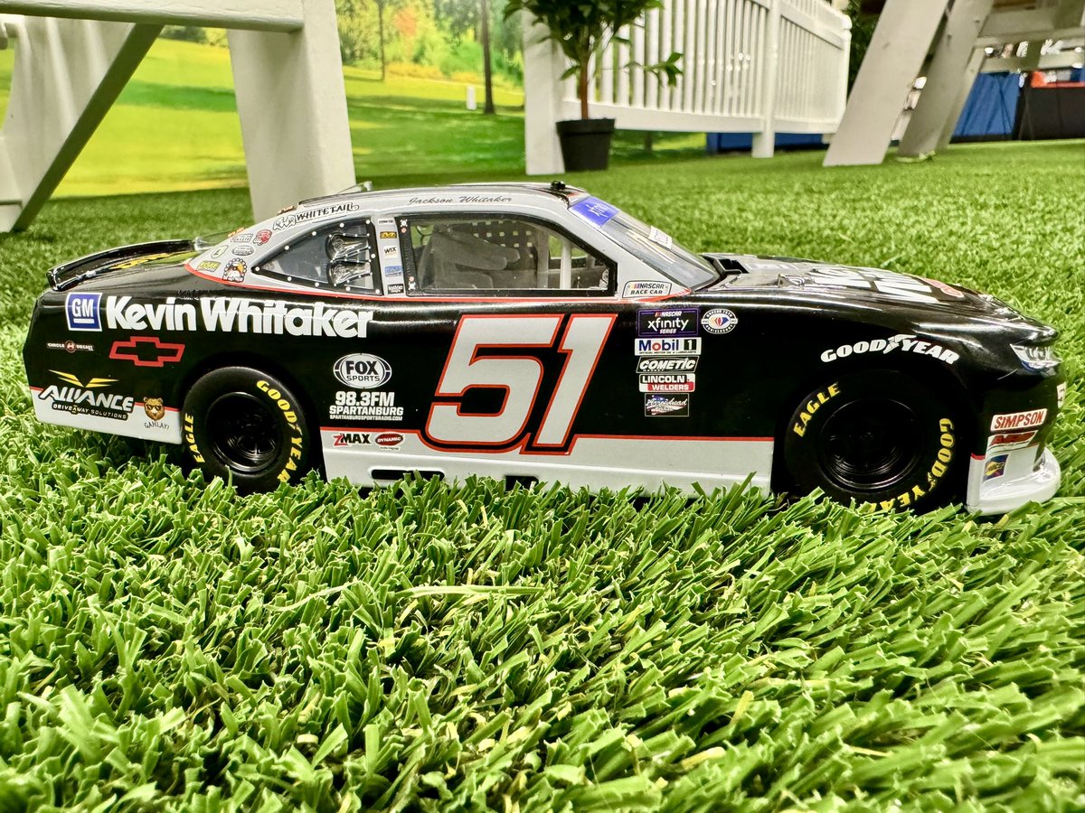 Lionel Racing tweet media