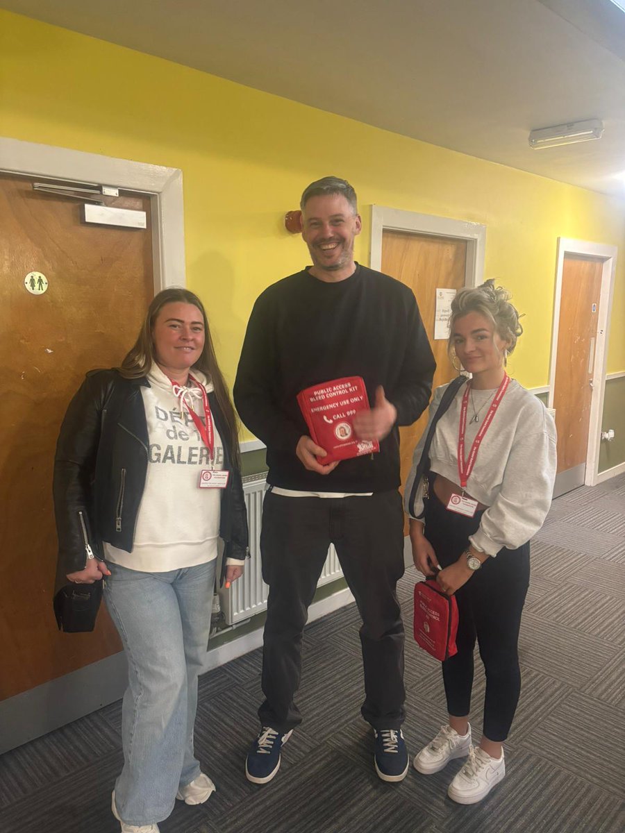 Throughly enjoyed our visit to @YPACManchester today to deliver an input awareness session with young people about the importance of #bleedcontrol working in partnership with @rpconsultancy24 @TheDanielBaird1 @lynnebaird8 @smcgrath90 @gmpolice @NWAmbulance