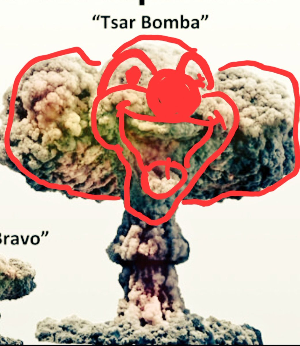 MtzPinto's tweet photo. @RelatocuriosoK Por que utilizan la figura  de un "payaso" como nube de humo.. que no es cono un champiñon??  o a eso se refieren con lo que se los va a cargar el payaso... https://t.co/PIV6w91Jpc