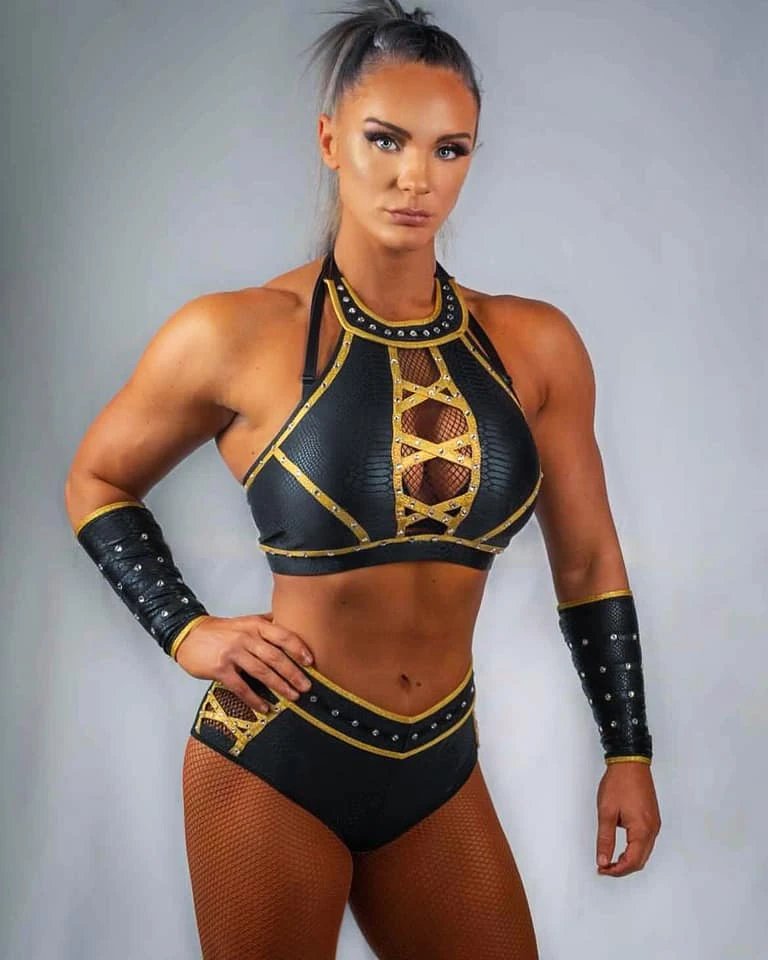 KAMILLE HAS SIGNED WITH #AEW - PER FIGHTFUL