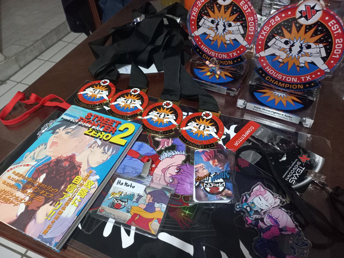 Finally back from @Texas_Showdown! Had a great time once again, and was able to bring home some cool stuff! 🥇Super Turbo 🥇SF Alpha 2 🥇SF2 Hyper 🥇Breakers Revenge 13th @ SF6 (lol) Also super happy to catch up and hang out with a lot of amazing people, hope to see y'all soon!