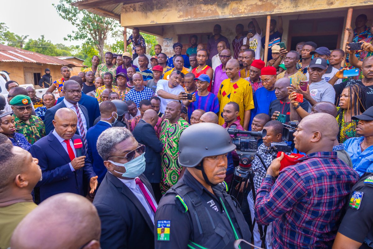 I was at Nimbo community in Uzo-Uwani, Enugu State, earlier today following the attack that claimed four lives. This dastardly act saddens me greatly. It is malicious and unacceptable to us as a state, and we shall do all we can to identify, track, capture the culprits, and…