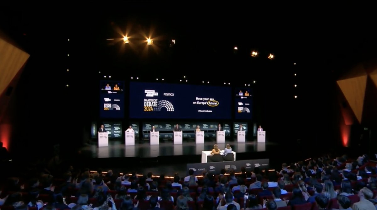 Who do you think won the #maastrichtdebate? Comment an emoji below.

⚪Ursula von der Leyen, EPP
⚫Walter Baier, PEL
🟢Bas Eickhout, EGP
🟠Valeriu Ghilețchi, ECPM
🟣Maylis Roßberg, Greens/EFA
🔴Nicolas Schmit, PES
🟡Marie-Agnes Strack-Zimmermann, ALDE
🔵Anders Vistisen, ID