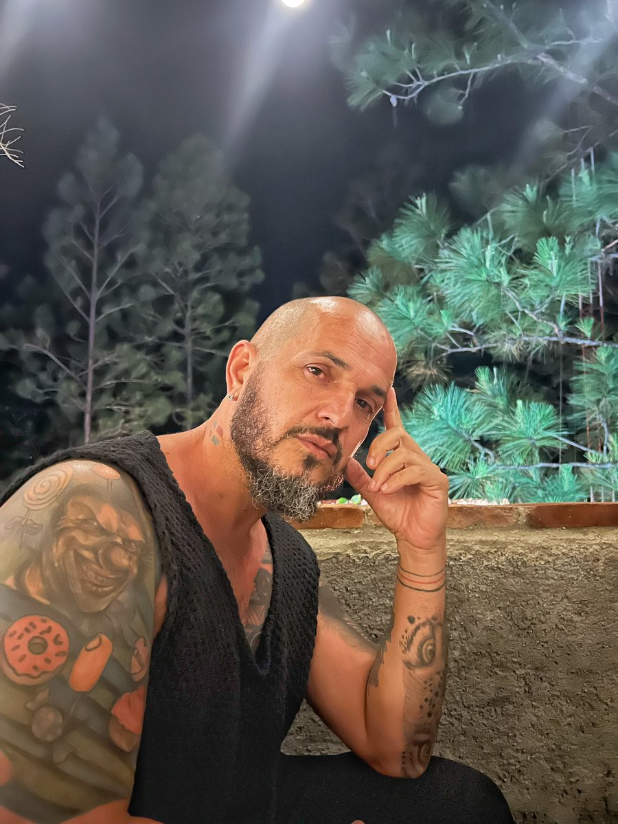 bractrd's tweet image. La caravana pasa y los perros 🐕 ladran  pero la caravana sigue su curso 🙏