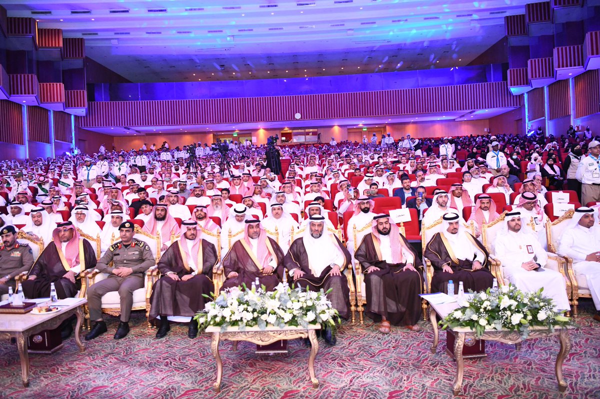 MOE_MHC's tweet photo. برعاية وكيل إمارة منطقة مكة المكرمة 
وحضور الوكيل المساعد للشؤون التنموية 

#تعليم_مكة يكرم ( 1100 ) طالب وطالبة من المتفوقين  والمتفوقات للعام الدراسي 1444 هـ ،  من المرحلتين المتوسطة والثانوية ؛وذلك بقاعة الملك عبدالعزيز بـ #جامعة_أم_القرى ، بحضور عدد من ممثلي الجهات الحكومية وأولياء الأمور وقيادات الإدارة .