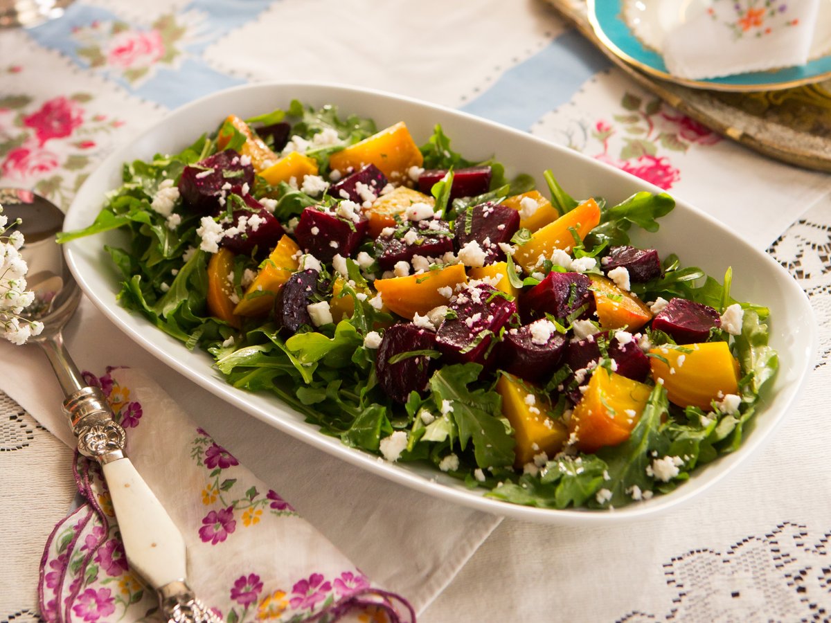 .@TiffaniThiessen's beautifully bright beet salad tastes as good as it looks 🤩 Get the recipe: cooktv.com/3uJYfdl