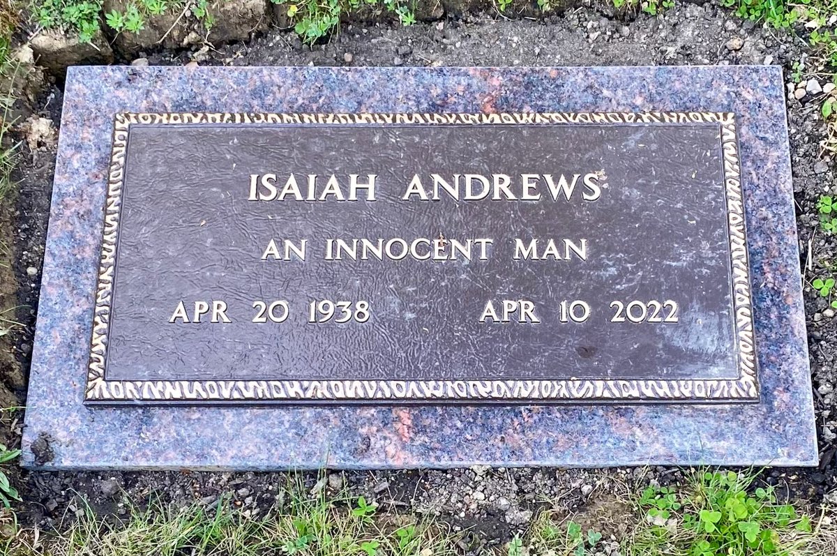 A permanent headstone was put in place last week for our OIP client Isaiah Andrews, who lost 45 of his final 47 years to #wrongfulimprisonment.

The tribute it offers is perfect in its #eloquence.

#memorial #wrongfulconviction #Ohio