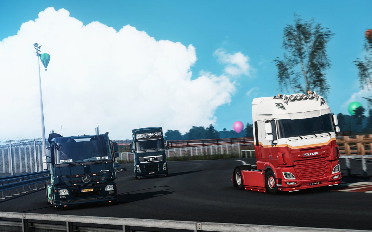 Thanks to everyone that celebrated #TMP10 with us last weekend 🔥 

The fun continues on our Freeroam [No road rules] server, open until the 19th of May 🥳 

Experience Milestone Bay, drive our exclusive police car, and more 👀 

👉 Find out more here: truckersmp.com/blog/310