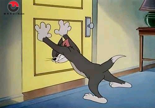 أتَانِي الإمتِحانُ ودقَّ بَابي
فقُلتُ له رُويدكَ يا عذابي😓